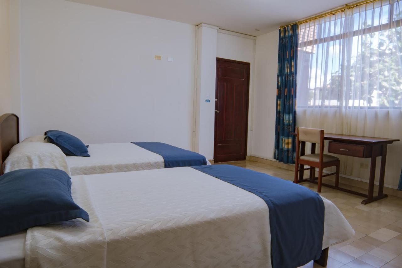 Hotel Araza - Lago Agrio Nueva Loja Eksteriør bilde
